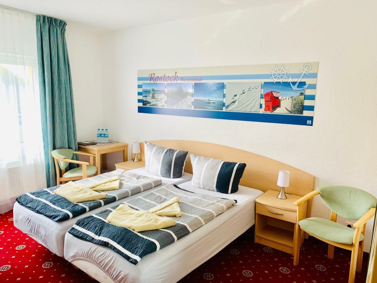 Hotel-Pension "Petridamm" Rostock Extérieur photo