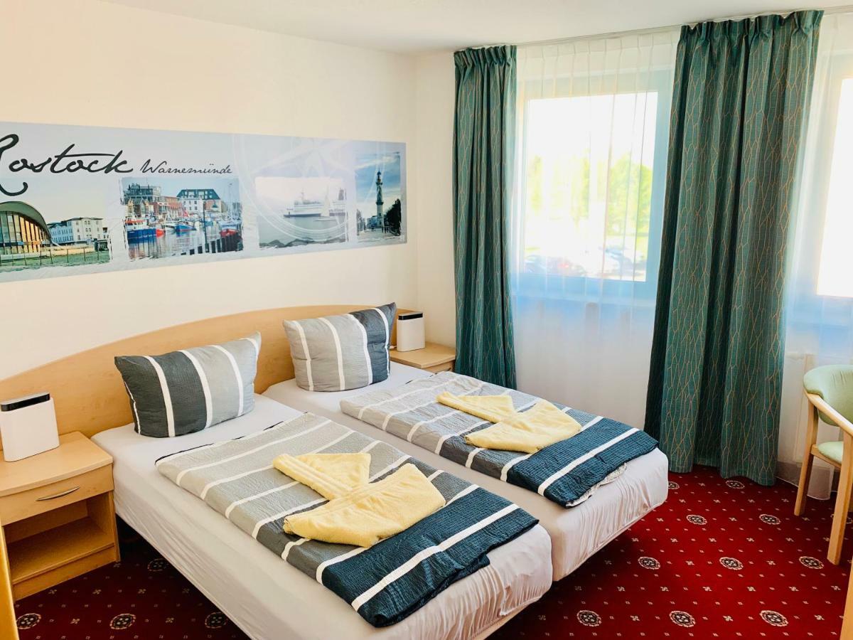 Hotel-Pension "Petridamm" Rostock Extérieur photo